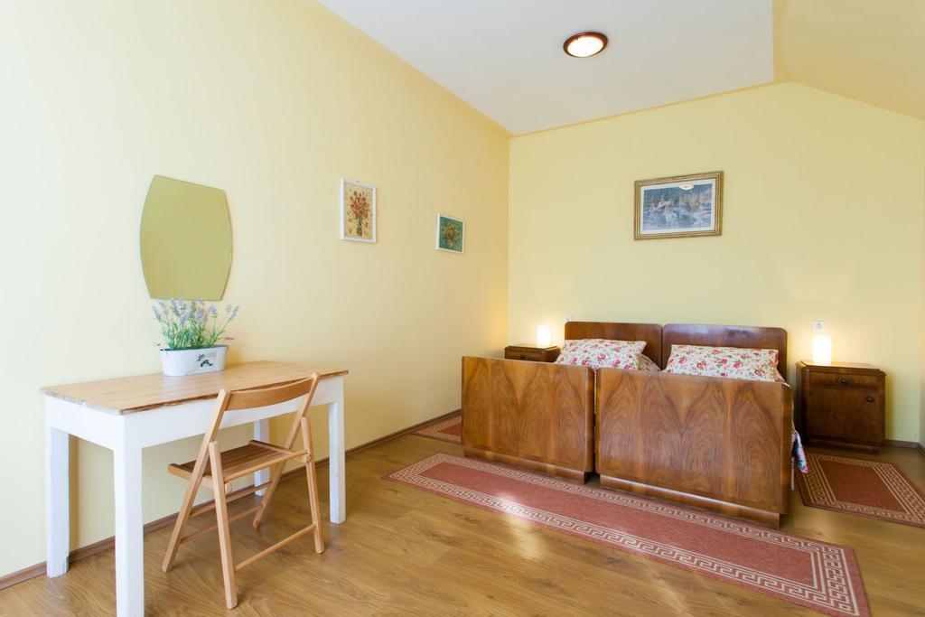 מוטובון Apartments Garden חדר תמונה